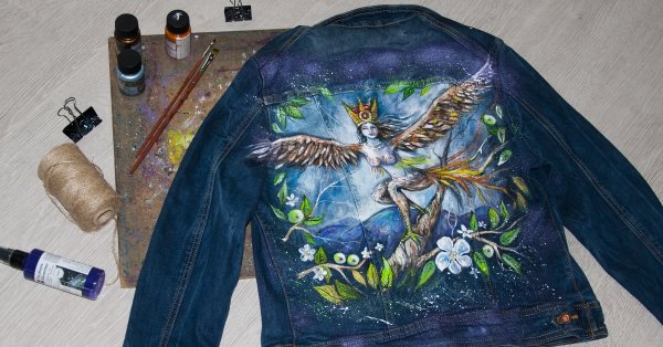 Роспись пиджака акриловыми красками