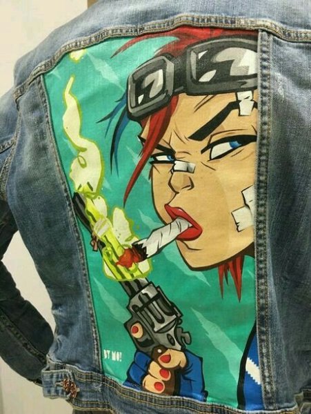 Джинсы в стиле аниме