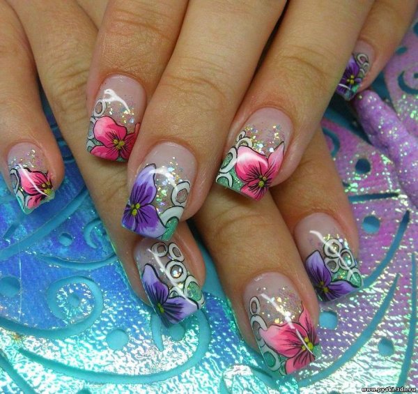 Нарощенные ногти с лепкой