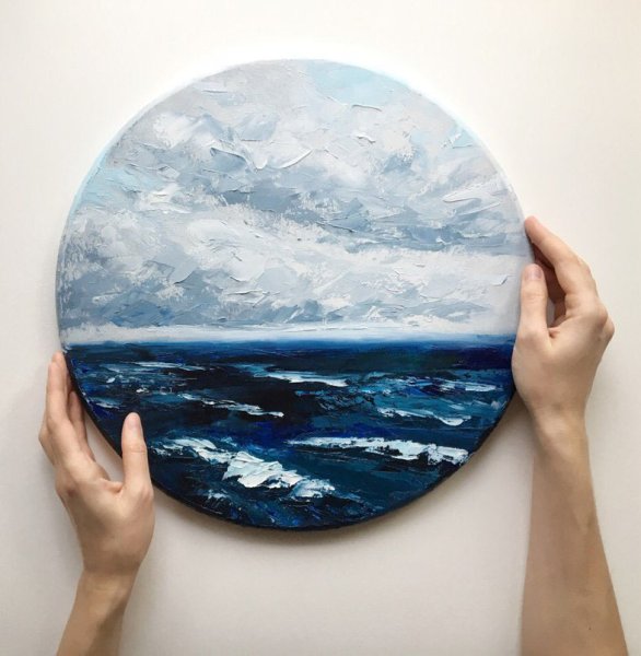 Акрил на круглом холсте