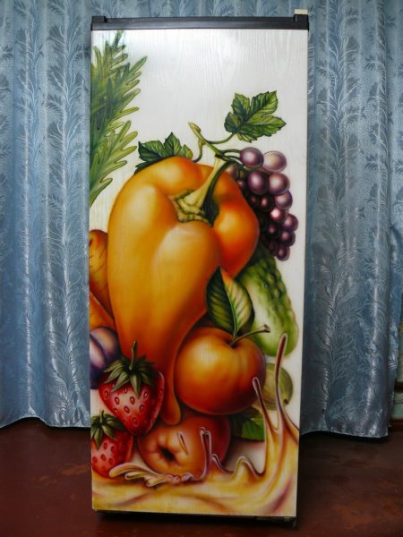 Художественная роспись на холодильнике