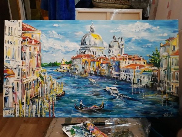 Машина с росписью Венеции Ярославль