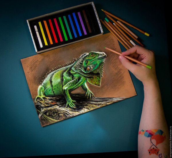 Динозавр пастелью