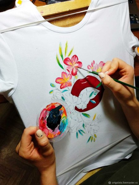 Разрисованные футболки