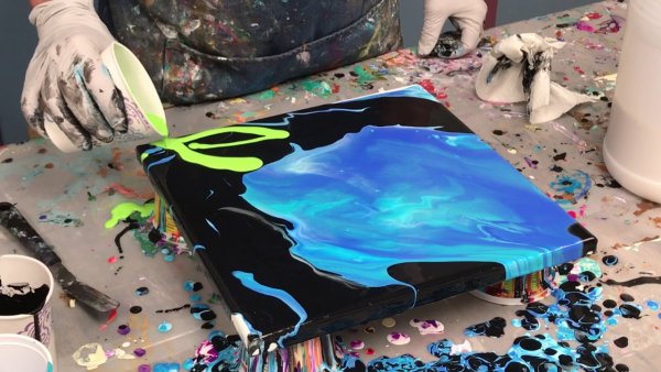 Крашенный акрил