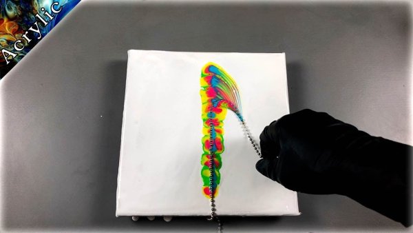 Рисование акрилом цепочками