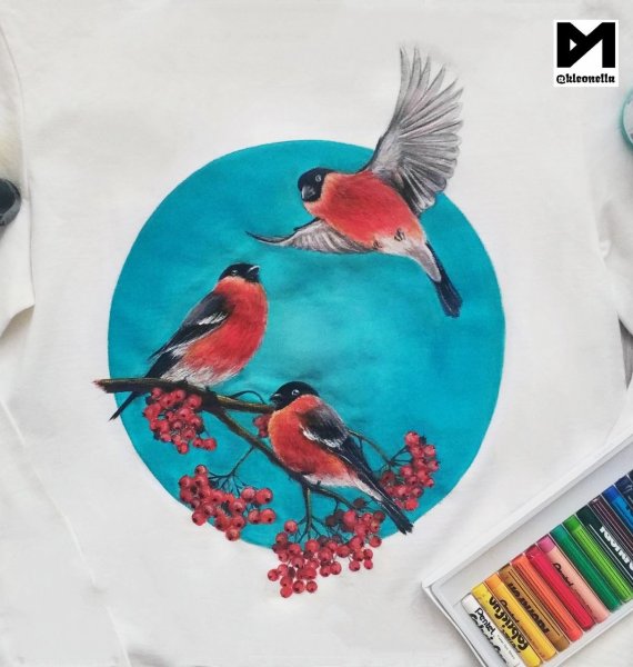 Рисование красками снегирей