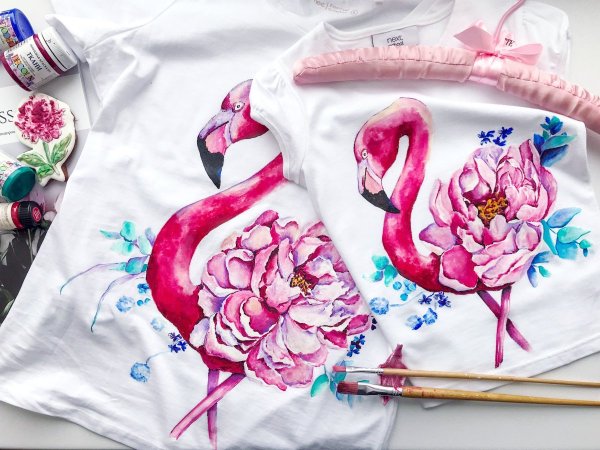 Рисование по ткани акриловыми красками