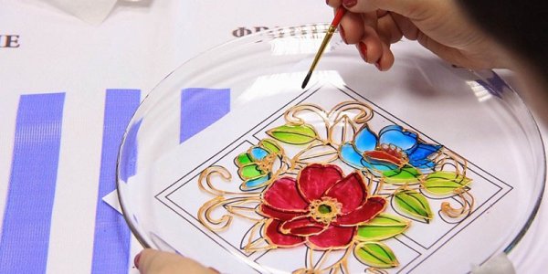 Рисование витражными красками