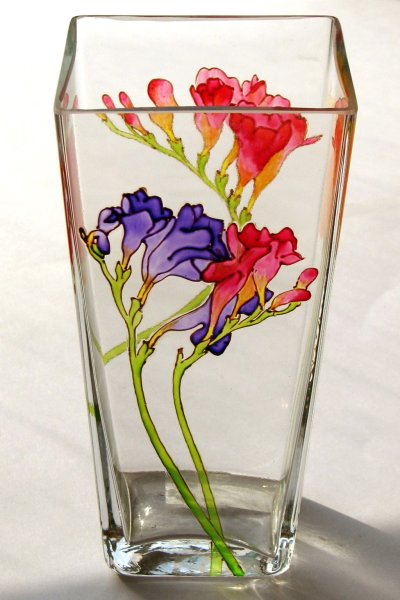 Витражные вазы