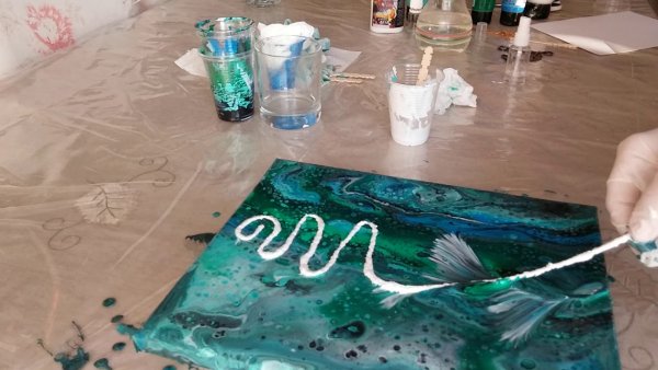 Рисование акрилом с ниткой