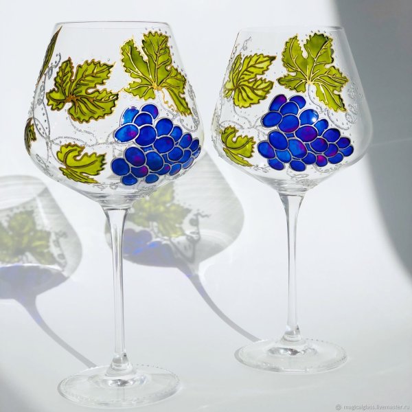 Роспись бокалов витражными красками