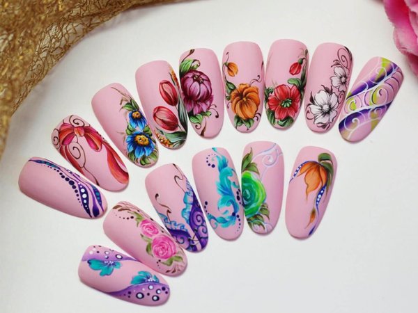 Лилия Нигматуллина роспись гель лаками