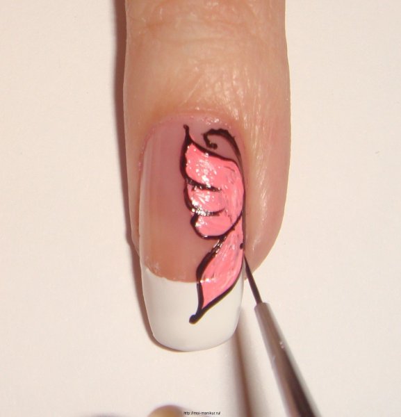 Рисование на ногтях зубочисткой