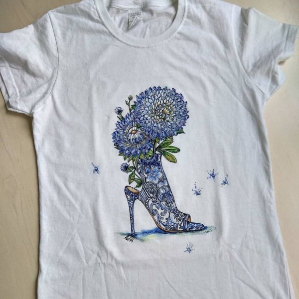 T Shirts расписанная акриловыми красками