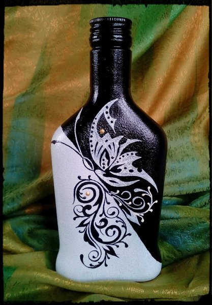 Пойнт ту Пойнт роспись бутылок
