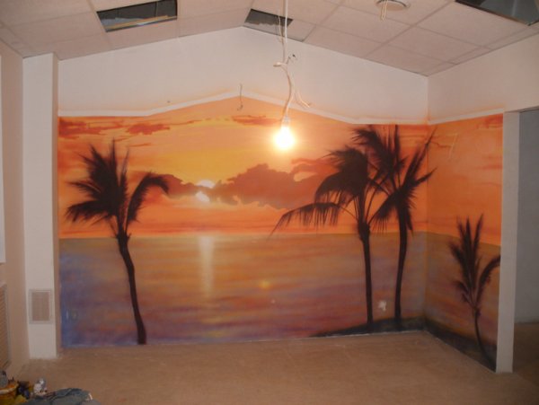 Роспись стен акриловыми красками