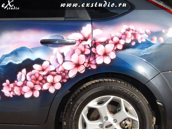 Аэрография на авто цветы