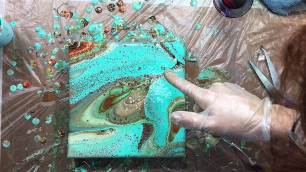 Картины цепочкой акрилом заливка