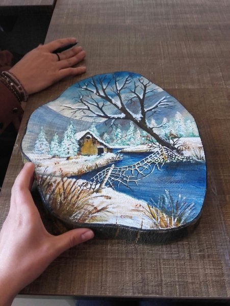 Рисование на спиле дерева акрилом