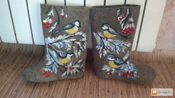 Рисунок на валенках акриловыми красками