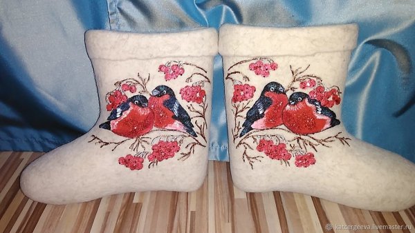 Роспись валенок