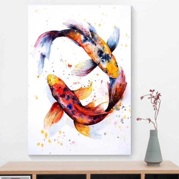 Золотые карпы кои акварелью