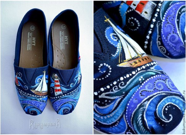 Расписанные кеды