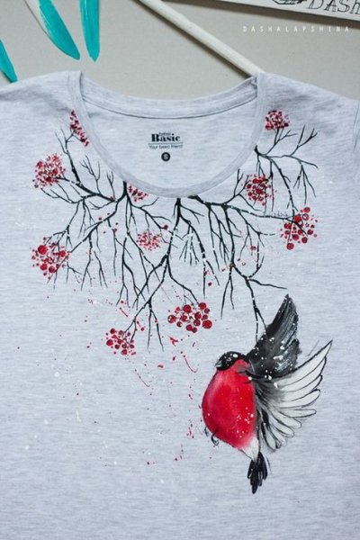 Рисунки акрилом на одежде эскизы