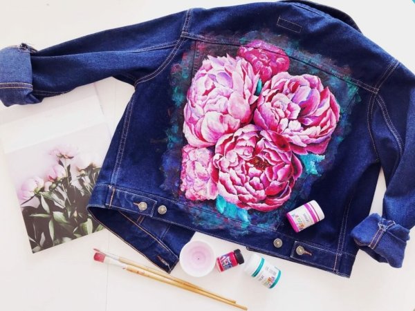 Цветы на джинсовке