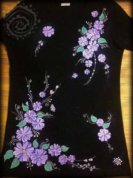 Роспись одежды цветы