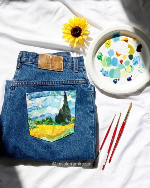 Разукрашенные карманы джинс