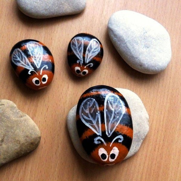 Рисование на камнях