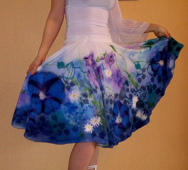 Платья Расписанные акрилом