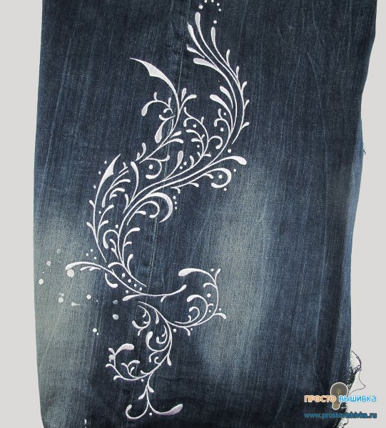 Орнамент на джинсе