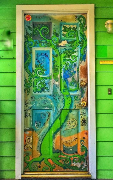 Разрисованные межкомнатные двери