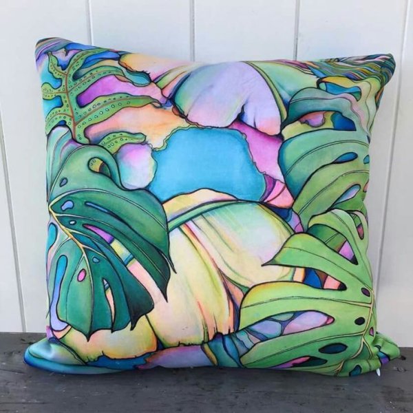 Подушка расписанная акриловыми красками