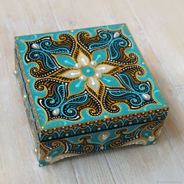 Роспись шкатулок бабочки