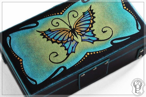 Шкатулки Раскрашенные акрилом