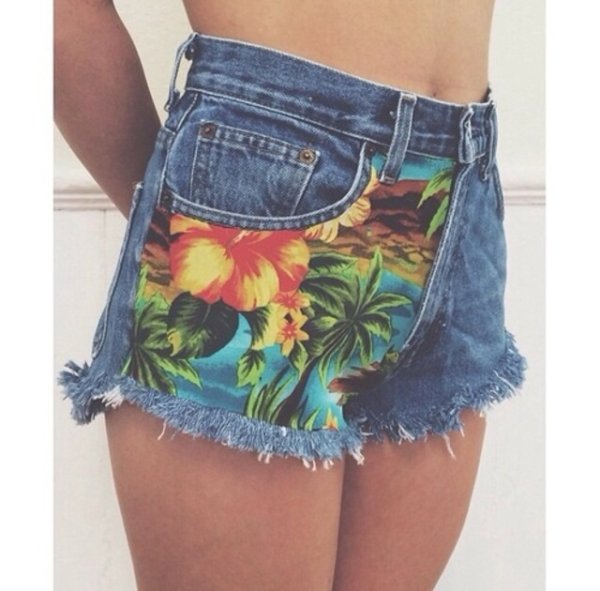 Расписанные шорты