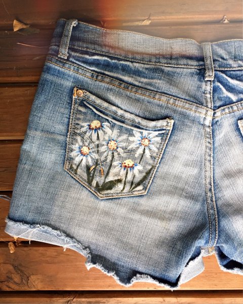 Разрисованные шорты