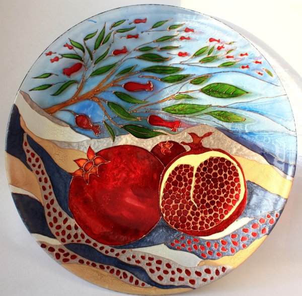 Роспись стеклянной тарелки