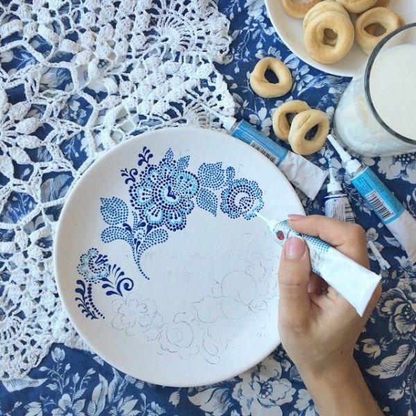 Роспись посуды акриловыми красками