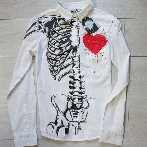 Разрисованная рубашка