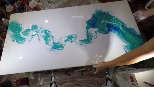 Картина жидким акрилом раздувая