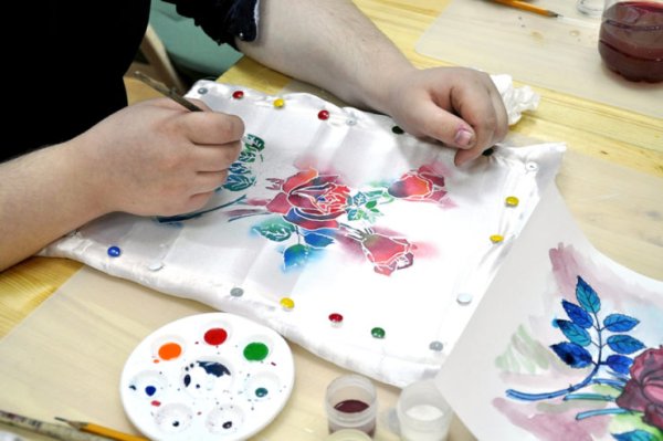 Рисование по ткани с детьми