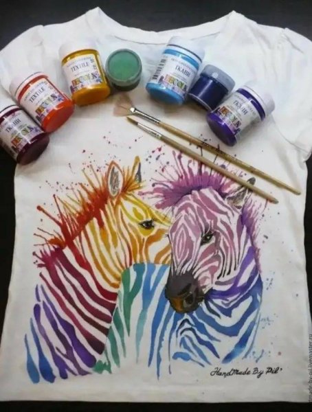 Роспись по ткани акриловыми красками