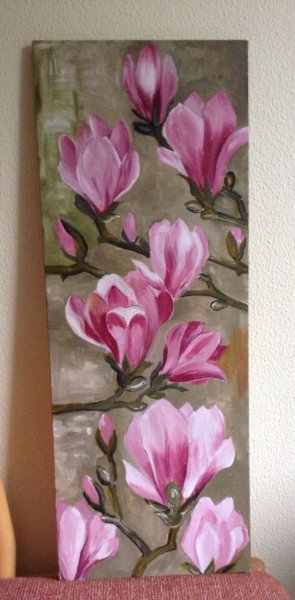 Ветка магнолии акрилом