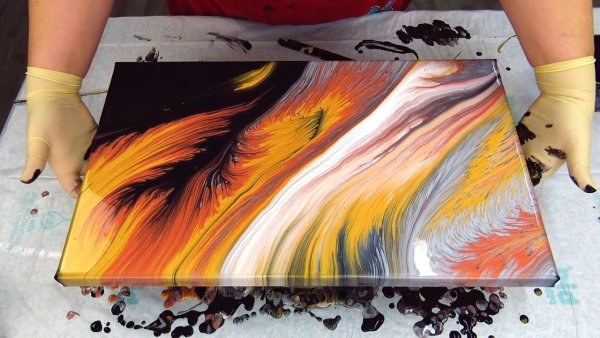 Рисунок красками металлик