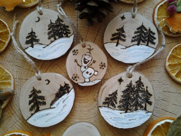 Выжигание на спиле дерева новогодние